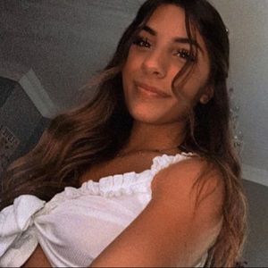 Meet your Posher, Francesca